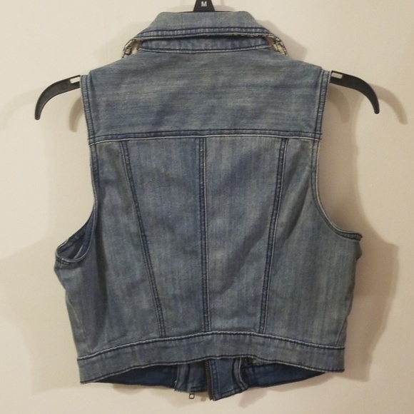 Jean Vest - Picture 3 of 5